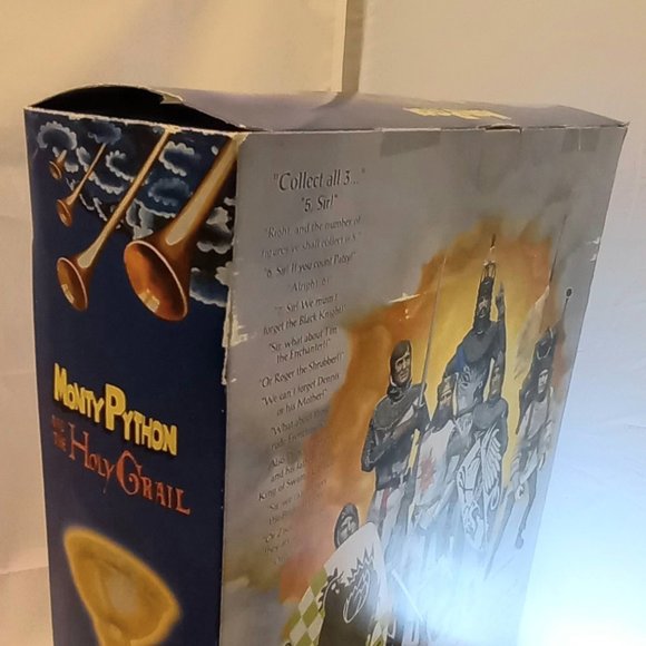 Monty Python & The Holy Grail 12" Action Figure - John Cleese as Sir Launcelot - Picture 9 of 14